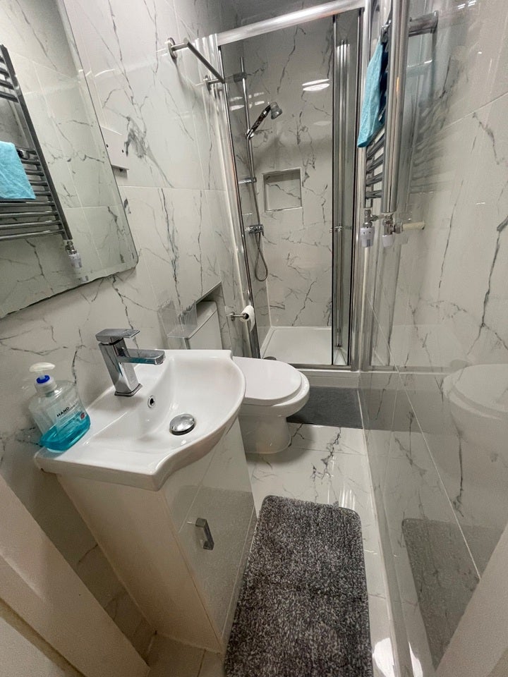 Room Monthope Road in Greater London