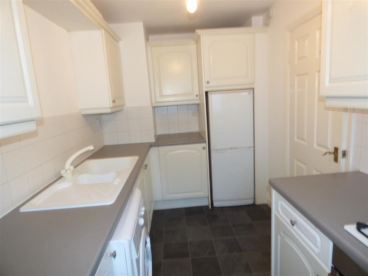 Flat Greystoke Gardens in Newcastle upon Tyne
