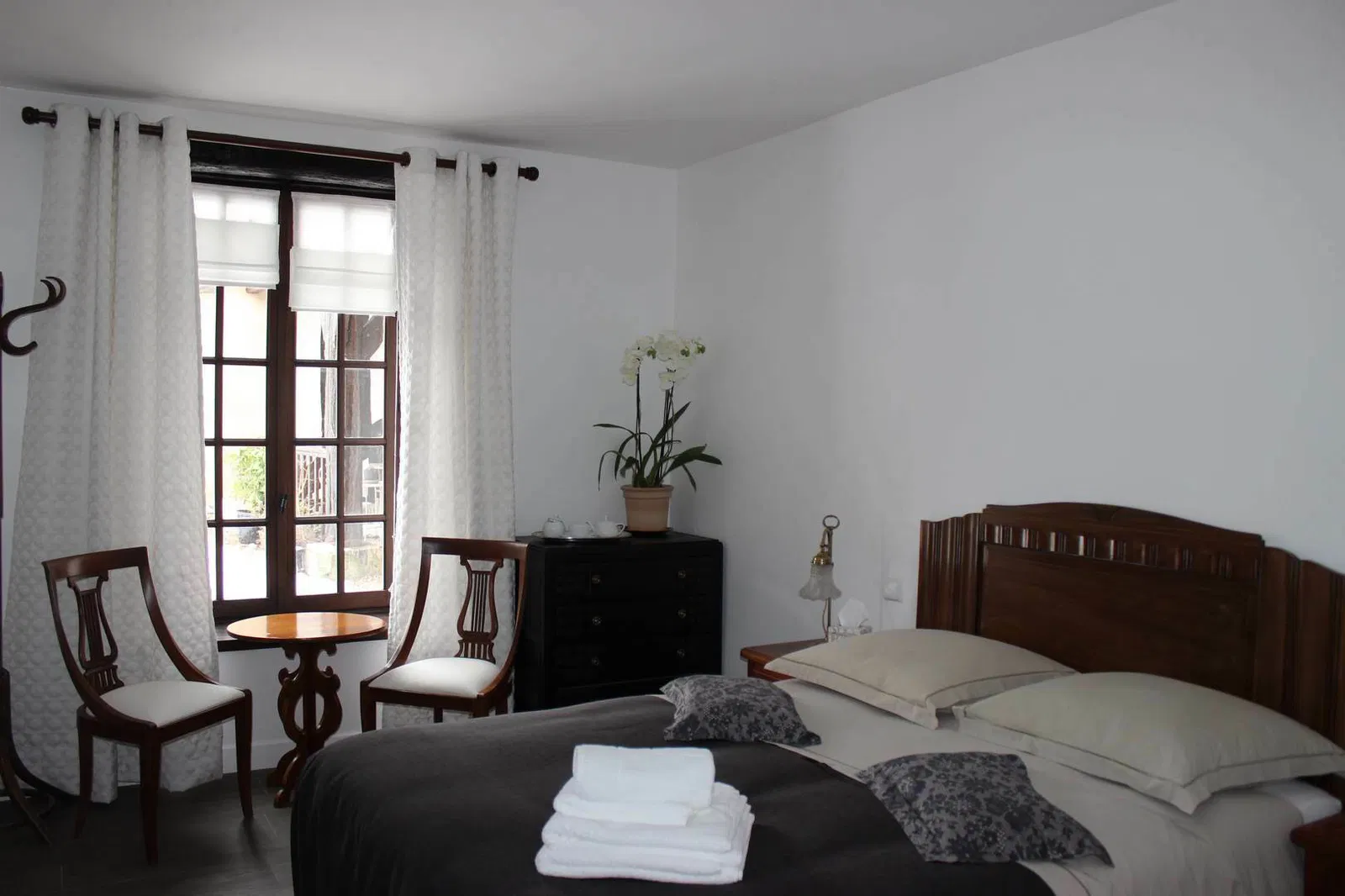 Room Rue de la Chartreuse in Saint-Pierre-de-Bailleul