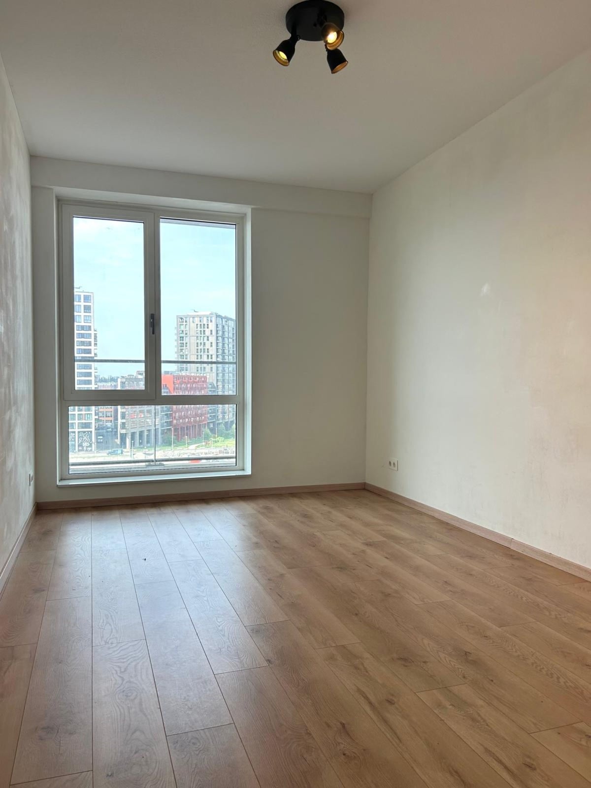 Appartement aan de tt. Vasumweg in Amsterdam (552817)