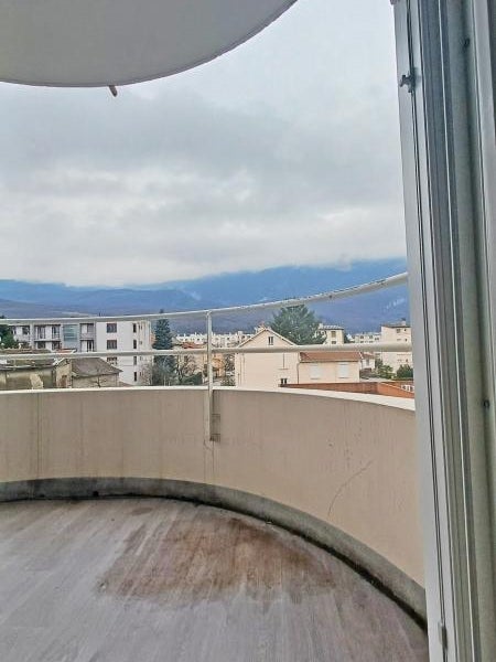 Appartement Boulevard Joliot Curie à Fontaine