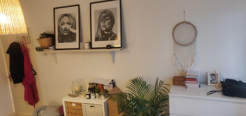 Room Broomwood Road in Greater London