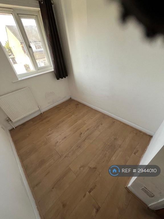 House Woodrush Way in Greater London