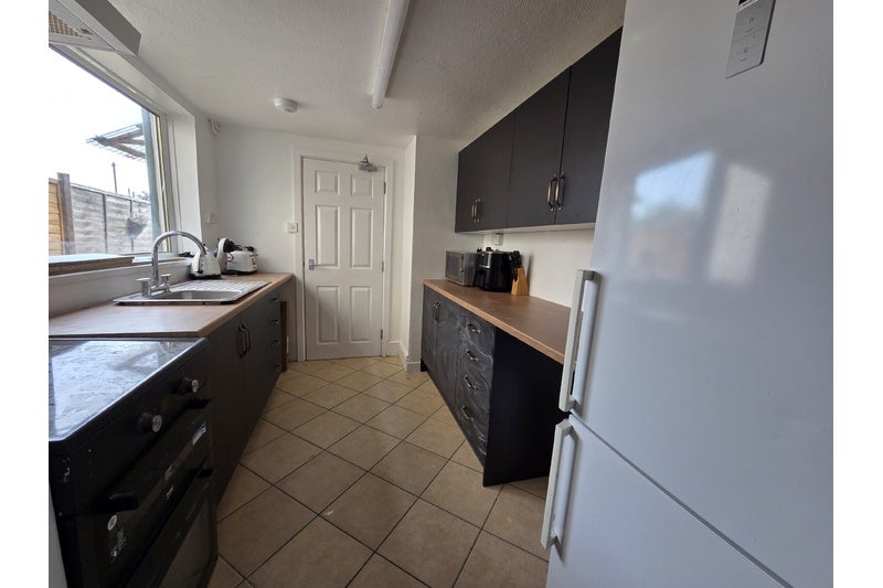 Room Wellington Road in Bridgwater
