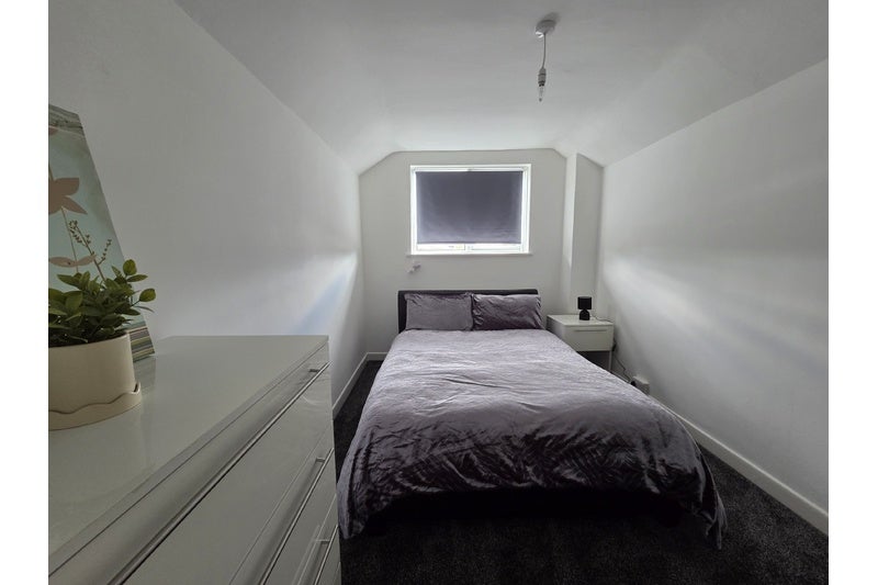 Room Wellington Road in Bridgwater