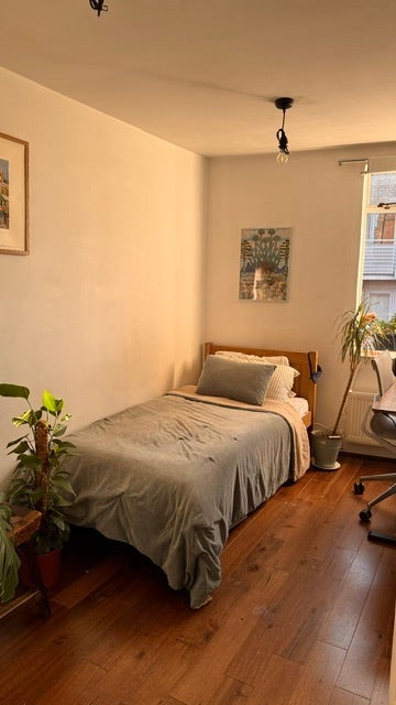 Flat Margery Street in Greater London