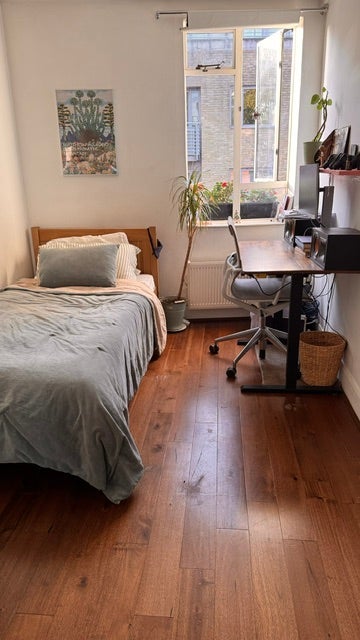Flat Margery Street in Greater London