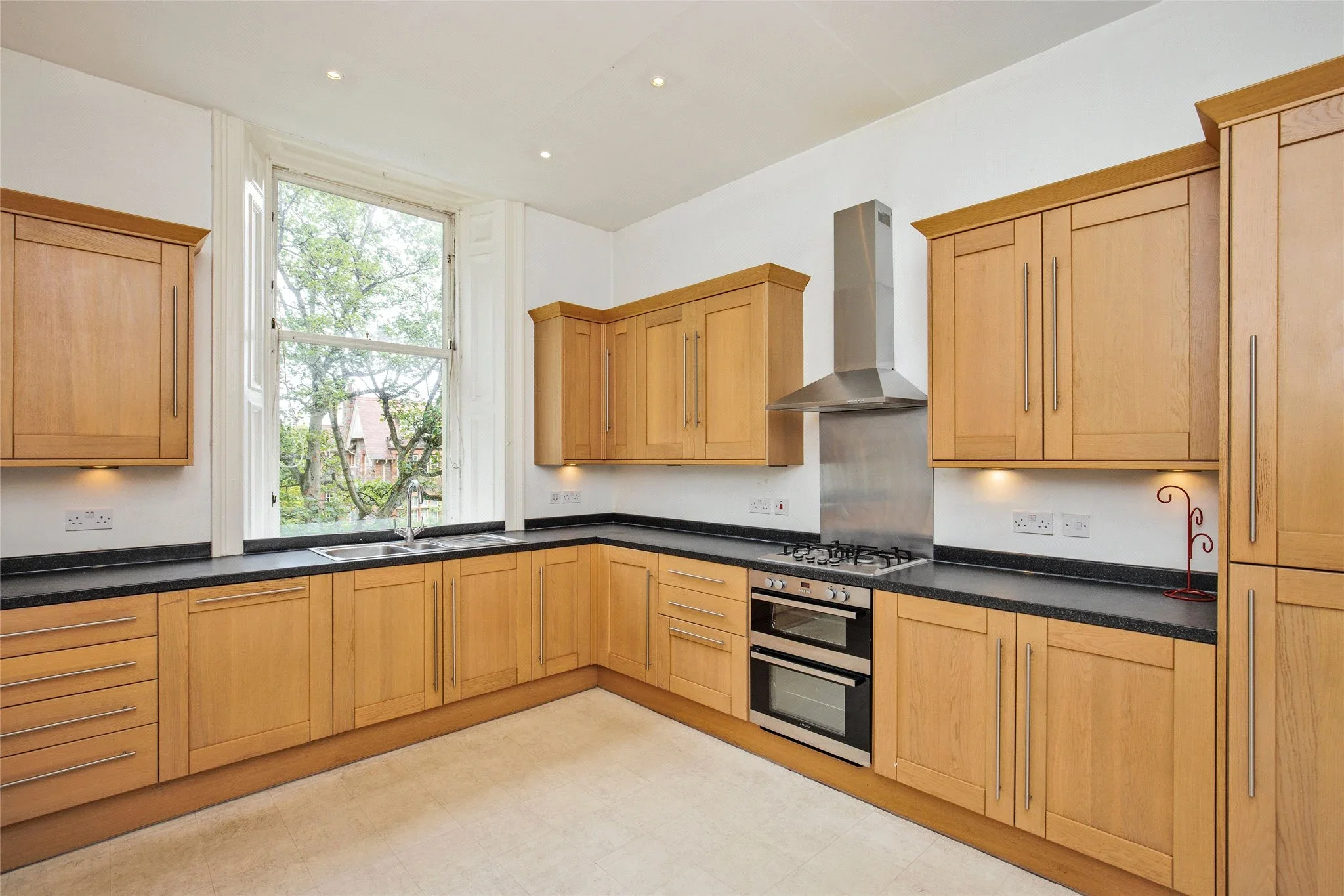Flat Murrayfield Avenue in City of Edinburgh