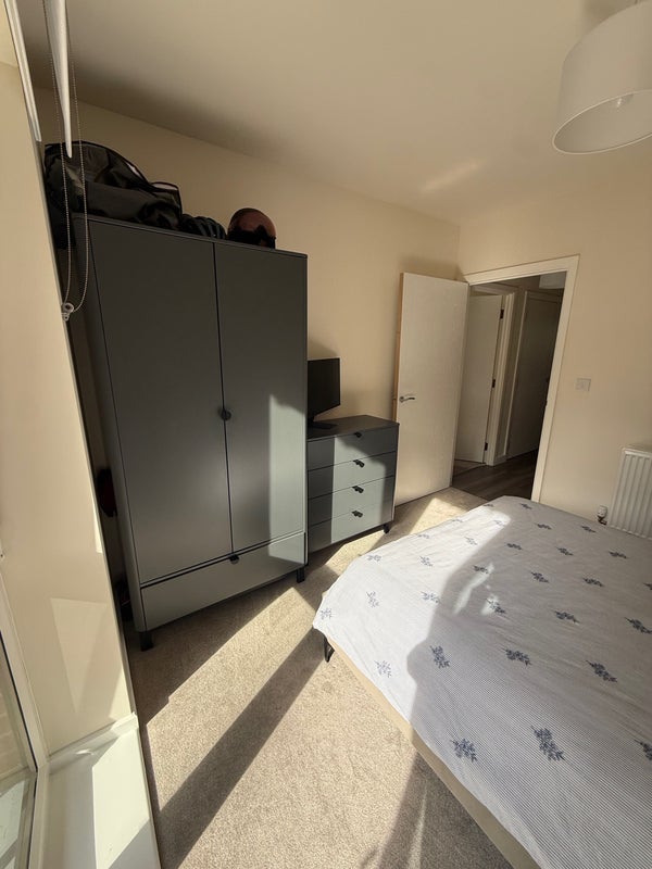 Room Plum Mews in Greater London