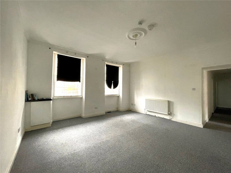Flat Shails Lane in Trowbridge