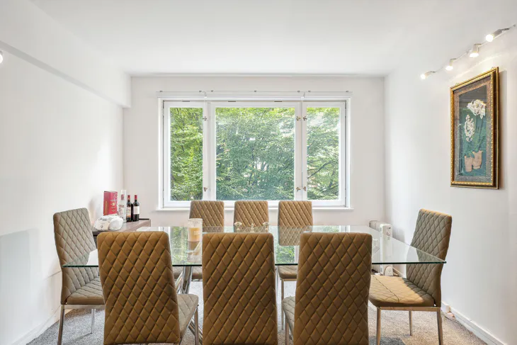 Flat Southwick Street in City of Westminster