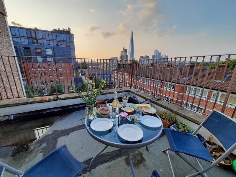 Room Alice Street in Greater London
