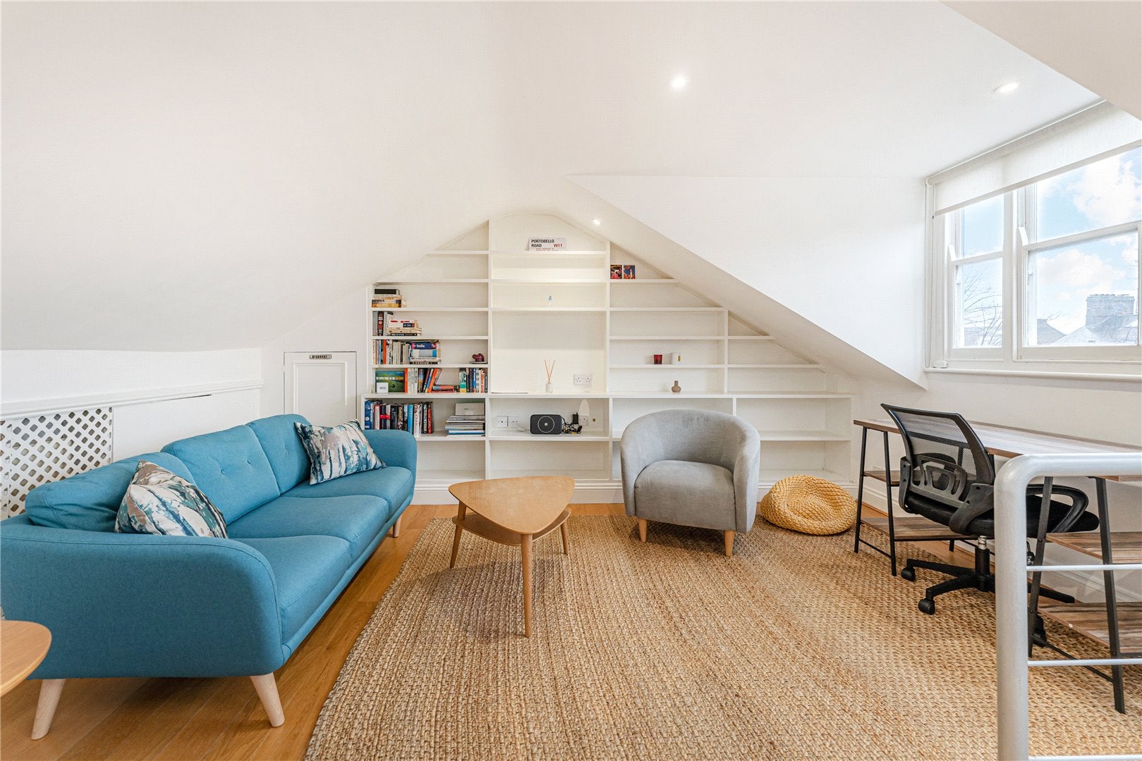 Flat Cambridge Gardens in Greater London