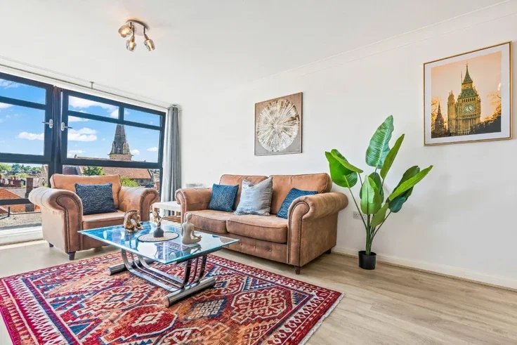 Flat Kennet Street in Reading