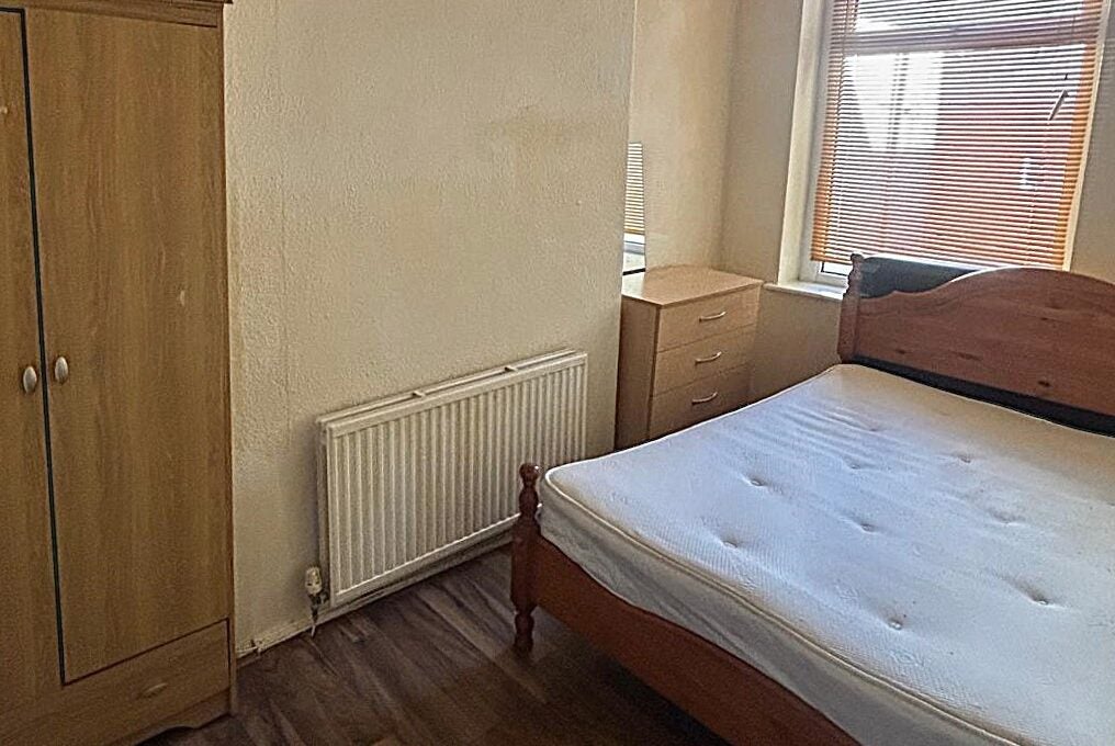Flat Claude Road in Cardiff