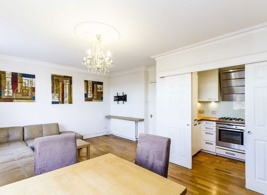 Flat Belgrave Gardens in City of Westminster