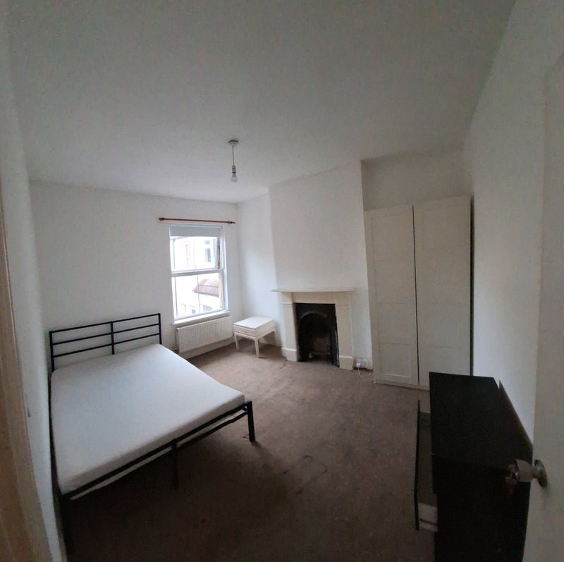 Room Piedmont Road in Greater London