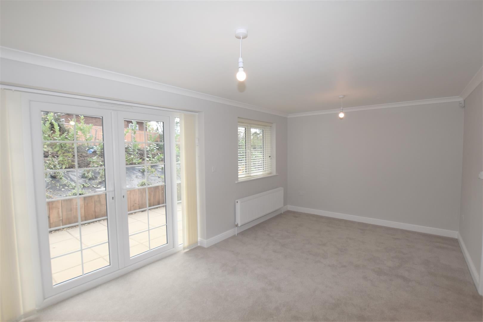 Flat Cressingham Road in Reading