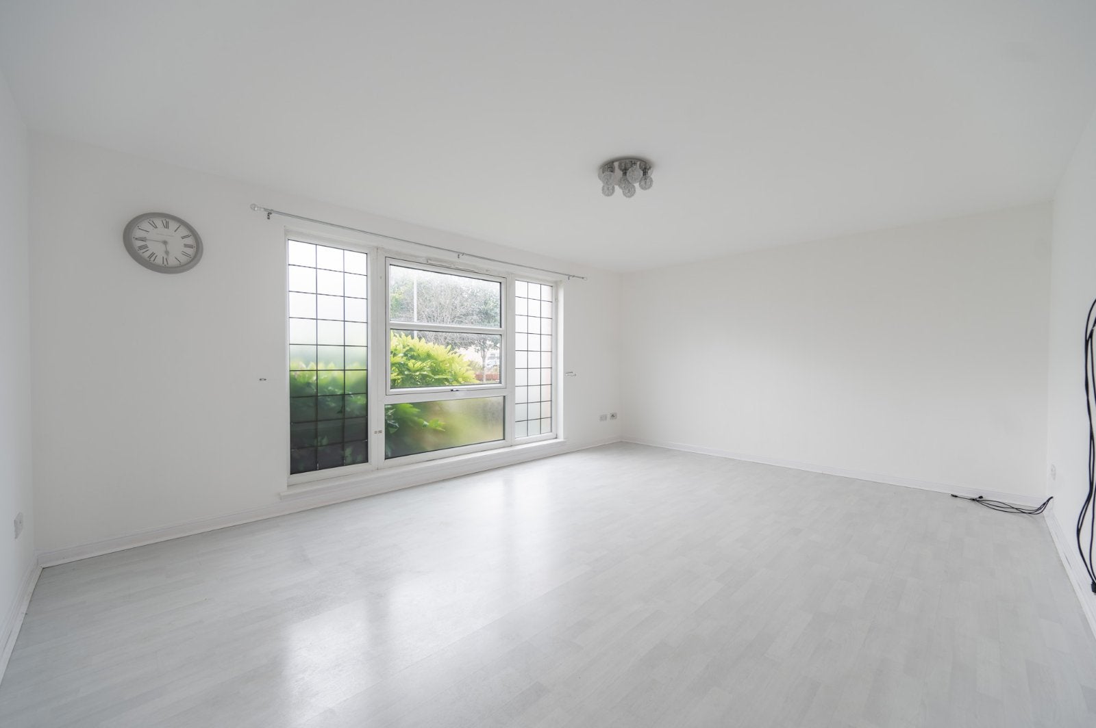 Flat Medwyn Street in Glasgow