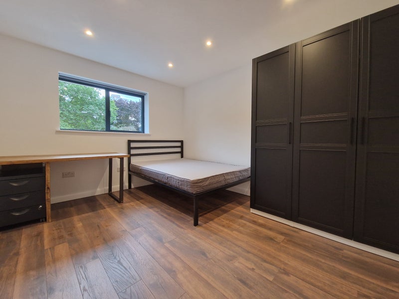Room Marybank in Greater London