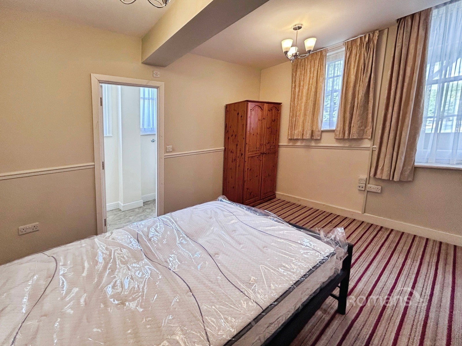Room Oxford Road in Reading