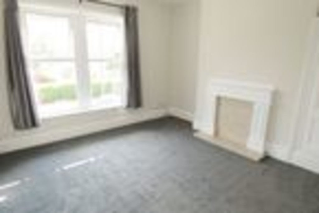 Flat Withy Parade in Preston