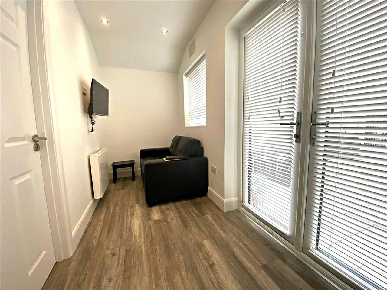 House Pine Walk in Greater London