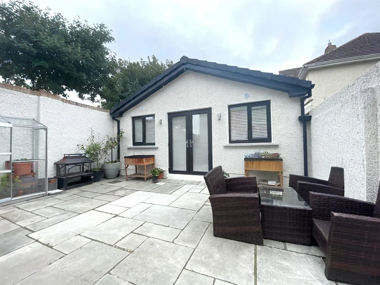 House Pine Walk in Greater London
