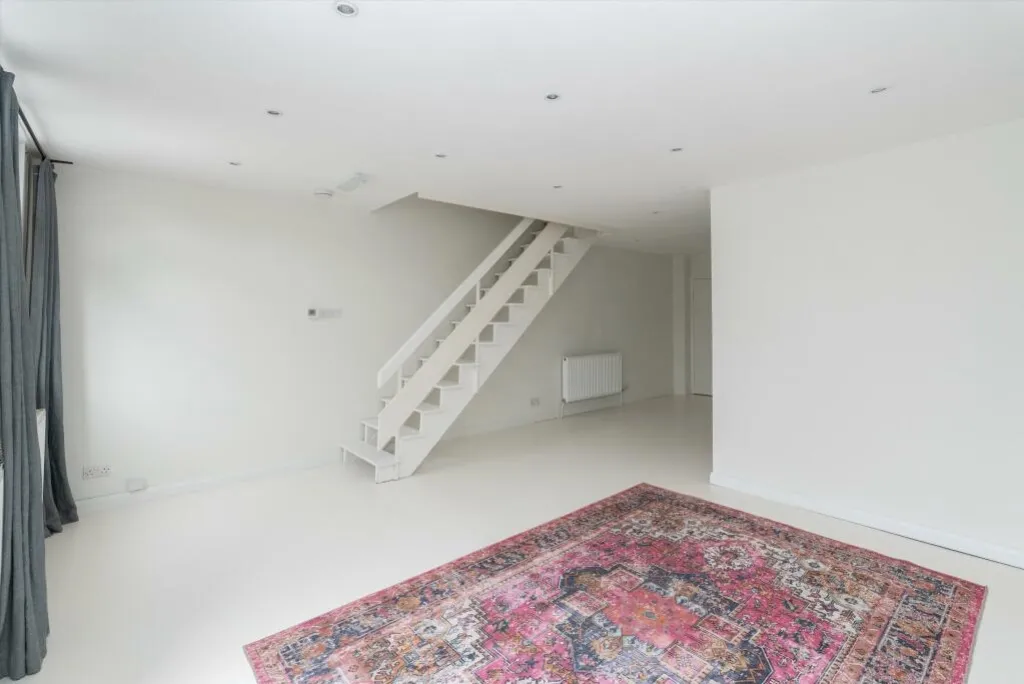 House Delawyk Crescent in Greater London
