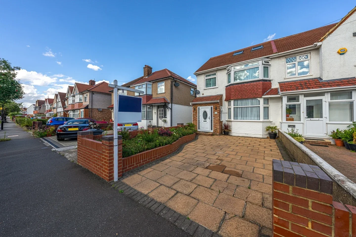 House Ellerdine Road in Greater London
