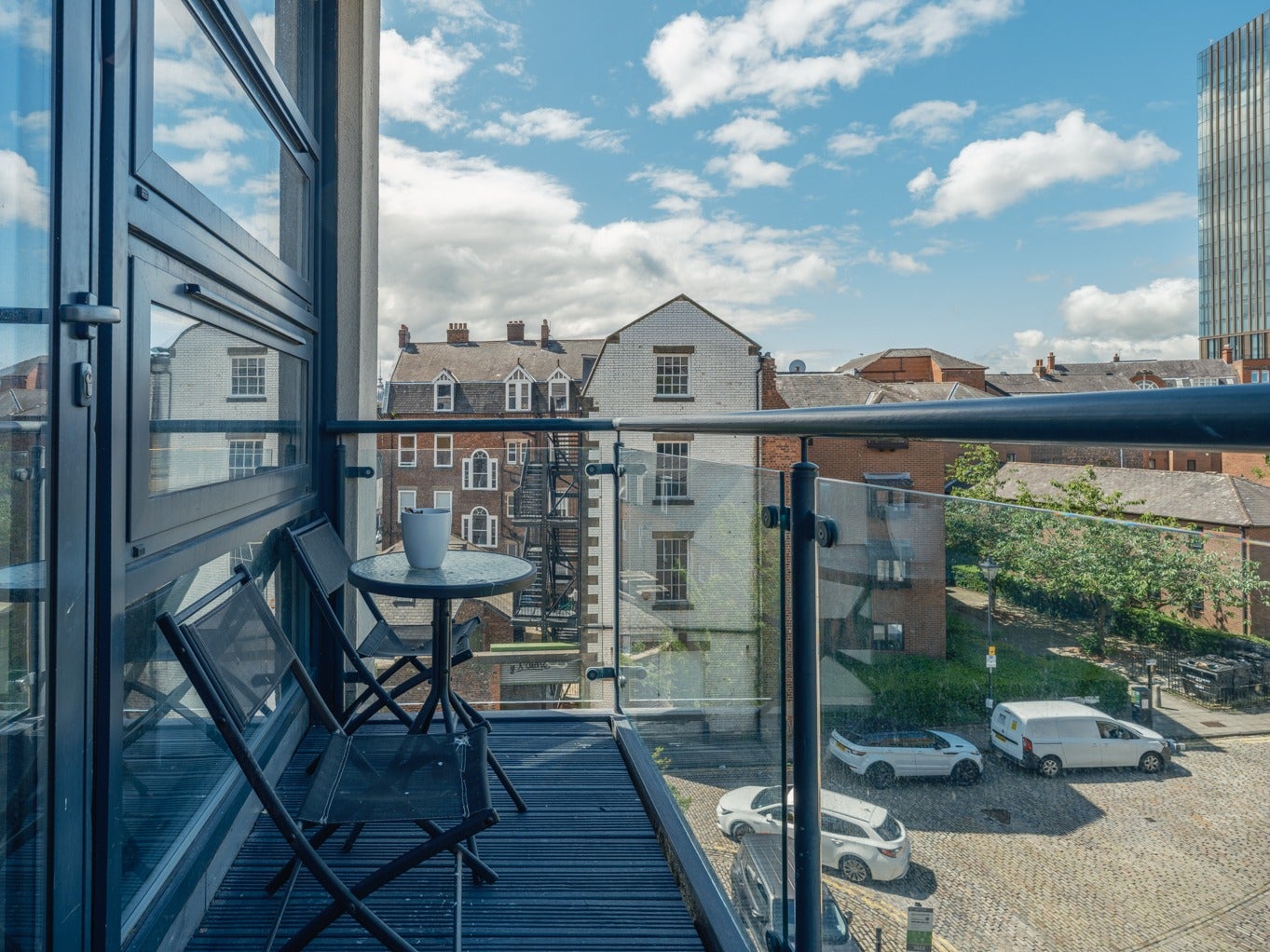 Flat Low Friar Street in Newcastle upon Tyne