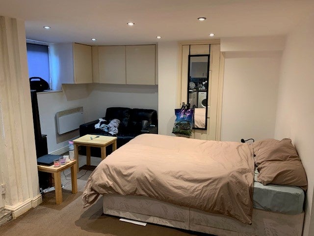 Flat Talbot Mount in Leeds