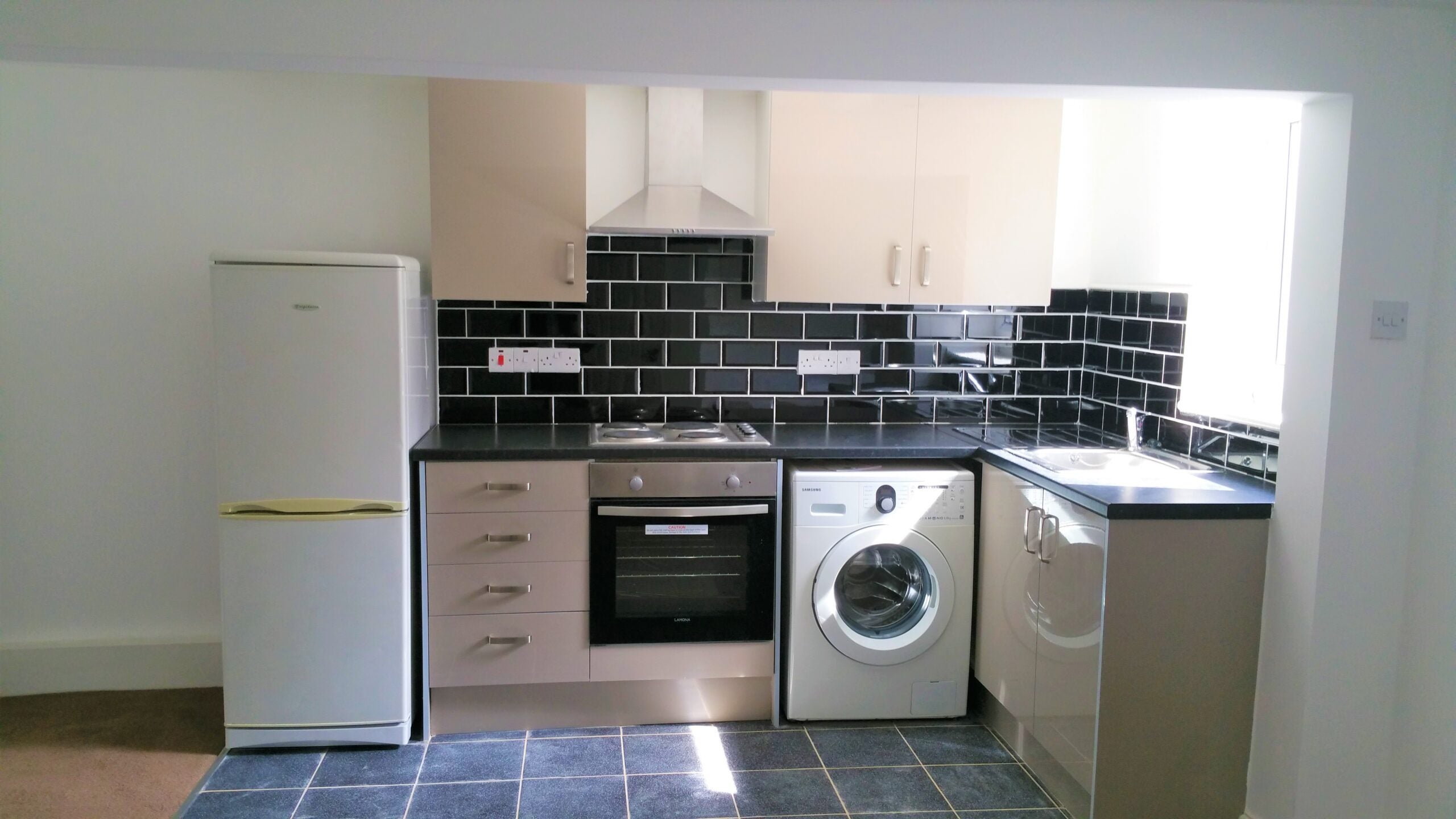 Flat Talbot Mount in Leeds