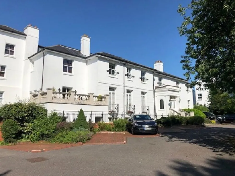 Flat Hassocks Road in Hurstpierpoint and Sayers Common