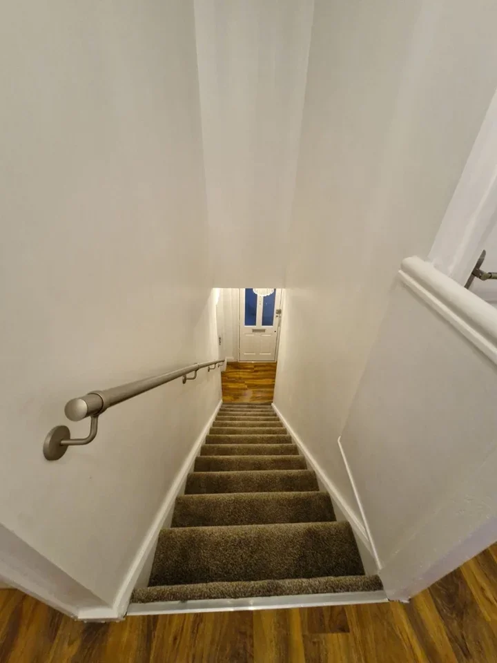 Room Glebe Road in Greater London