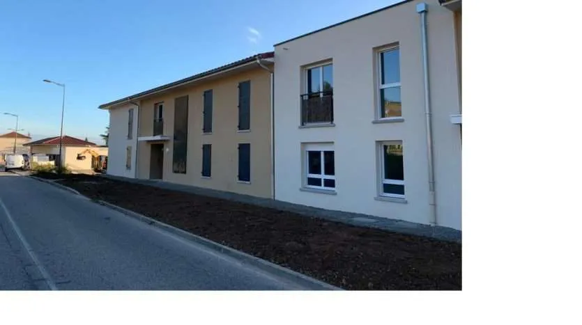 Flat Route de Limony in Saint-Pierre-de-Bœuf