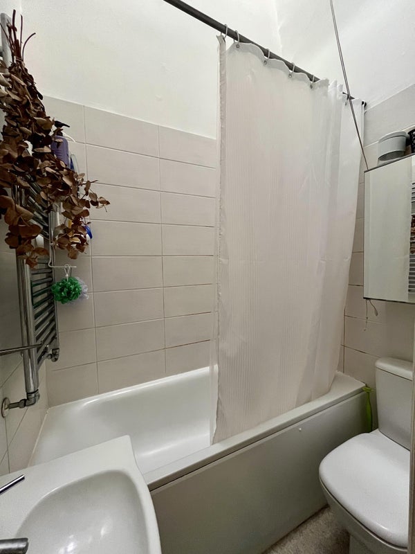 Room Franciscan Road in Greater London