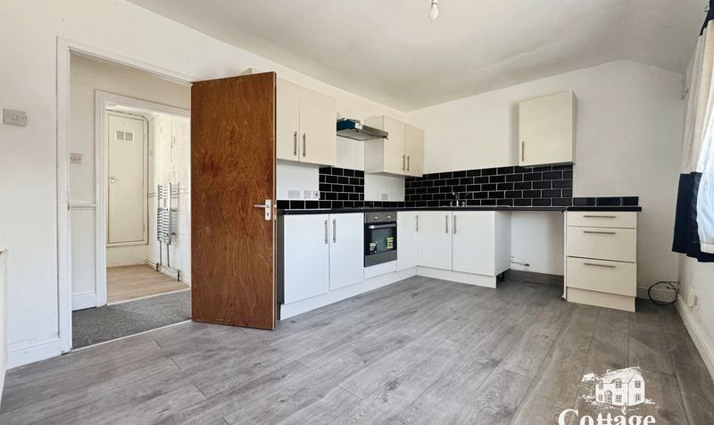 House Sheppard Close in Greater London