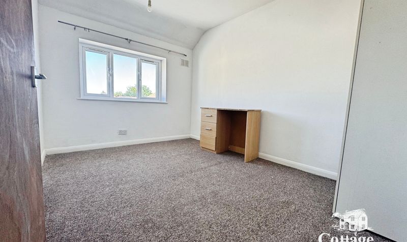House Sheppard Close in Greater London