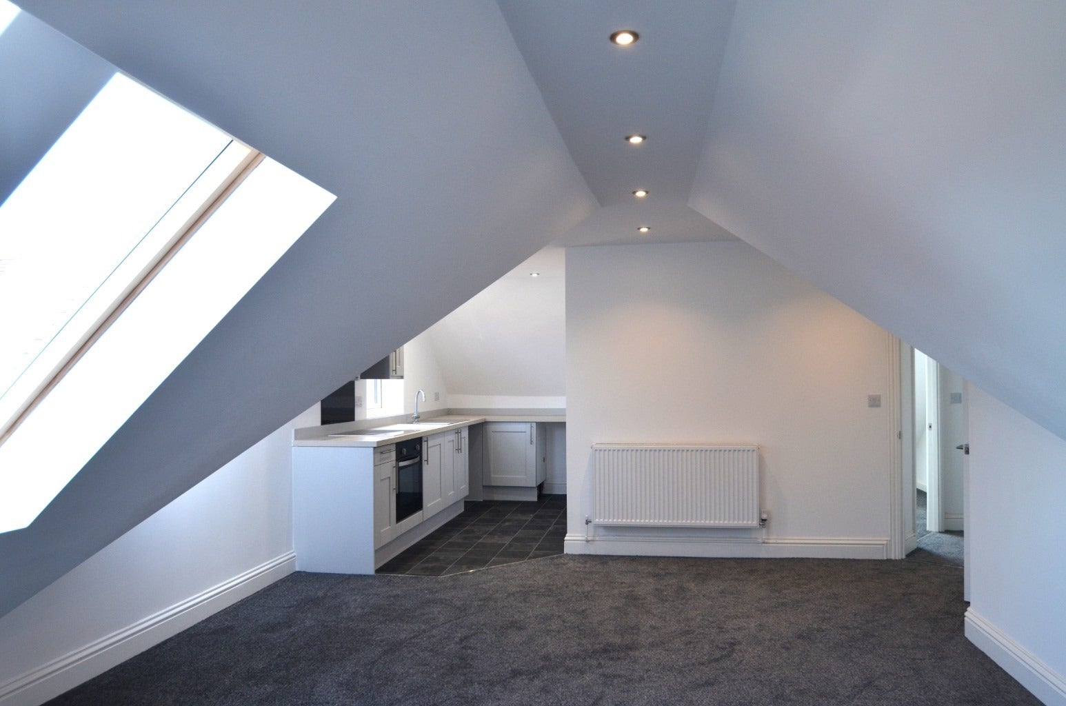 Flat Pickersleigh Avenue in Malvern