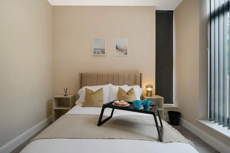 Flat Sutherland Road in Greater London