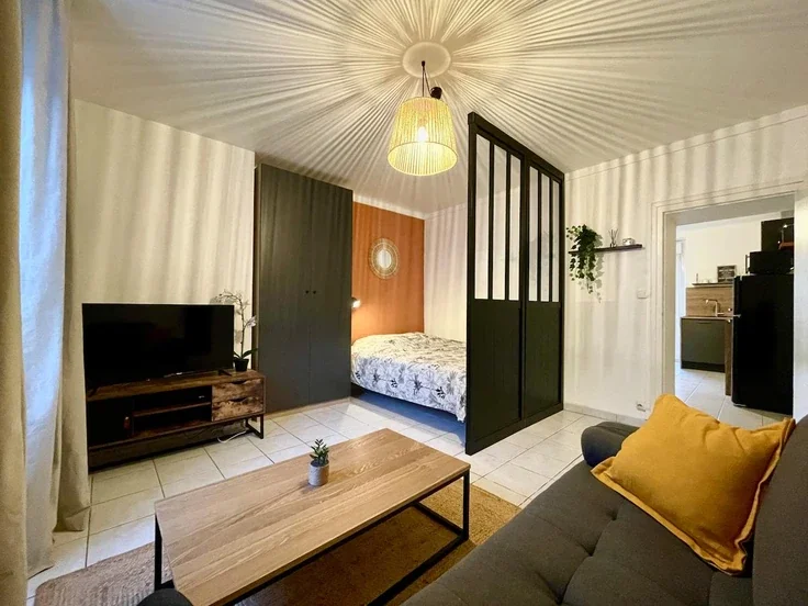 Flat Rue des Six Aqueducs in Nantes