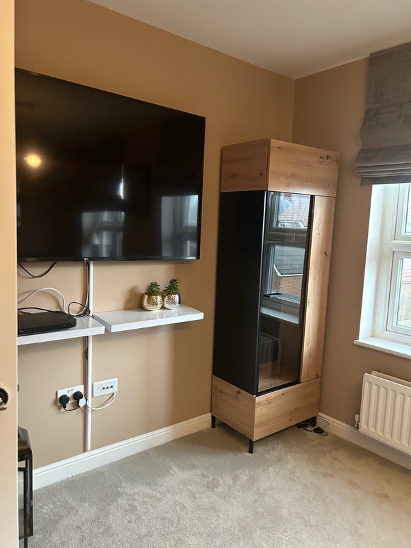 Room Barrington Way in Leeds