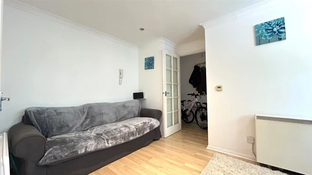 Flat Chipstead Close in Greater London