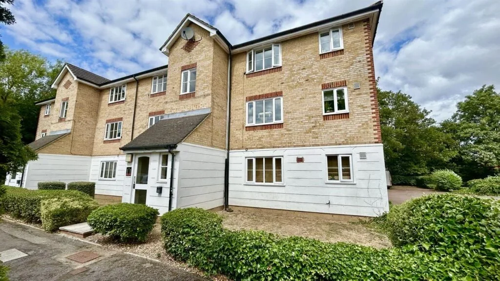 Flat Chipstead Close in Greater London