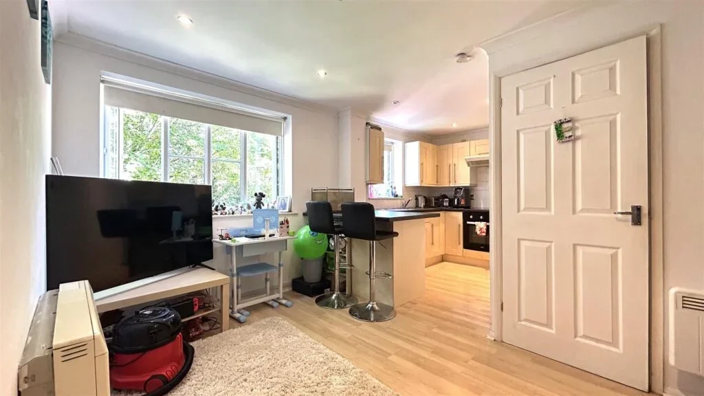 Flat Chipstead Close in Greater London