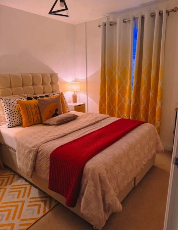 Room Cash Close in Dunstable