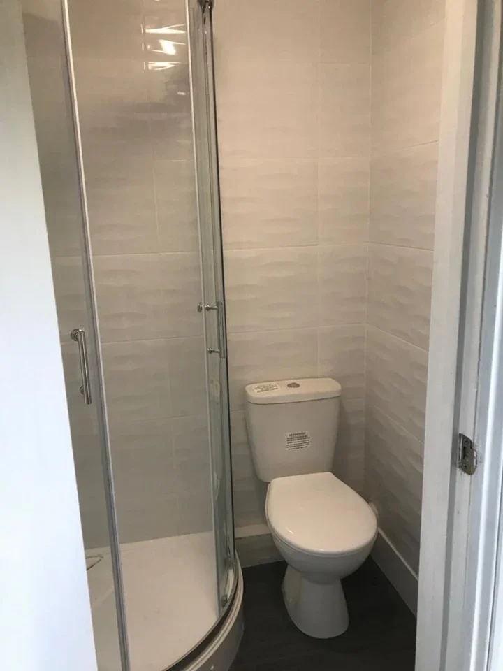 Flat Thornlaw Road in Greater London