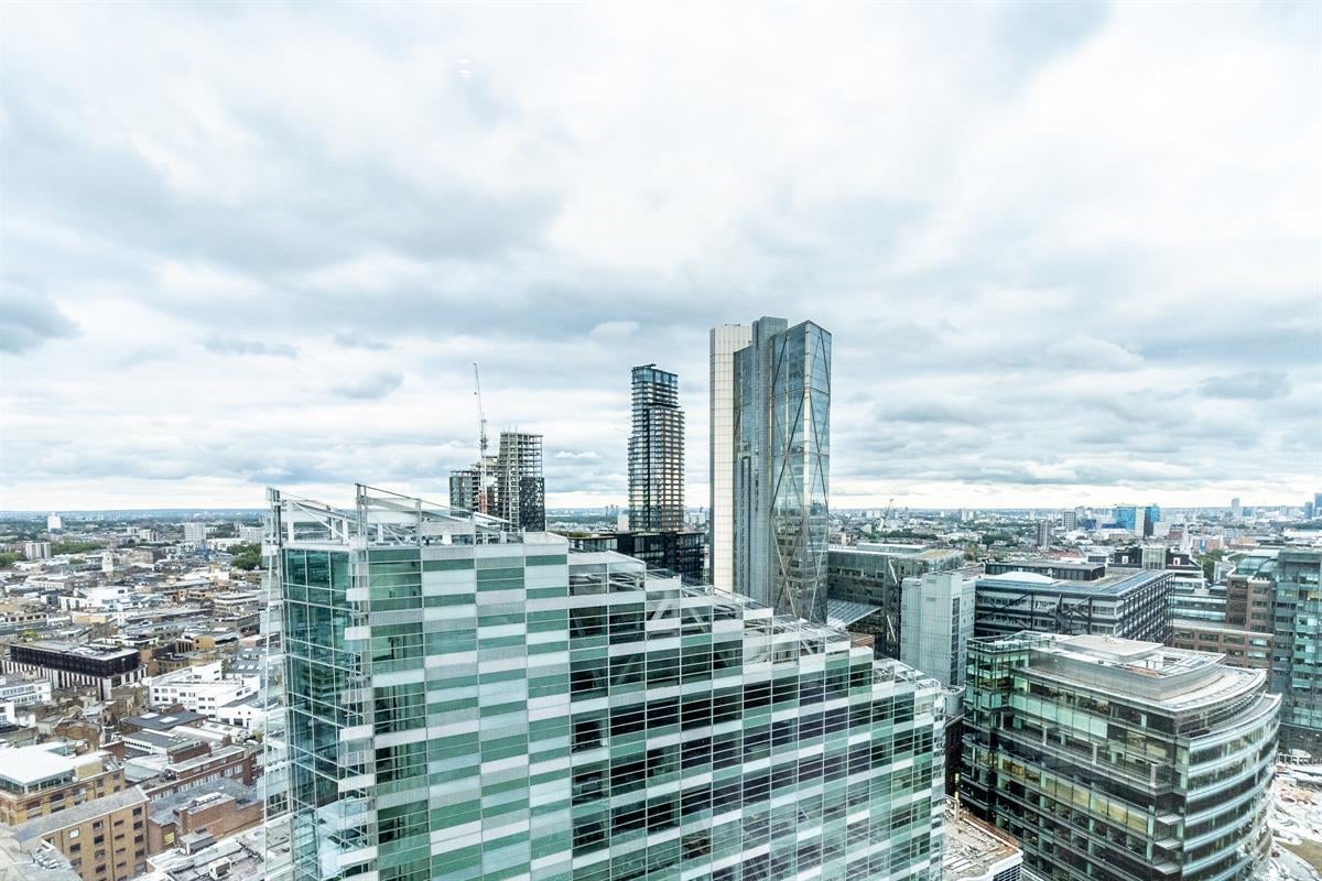 Flat Earl Street in Greater London