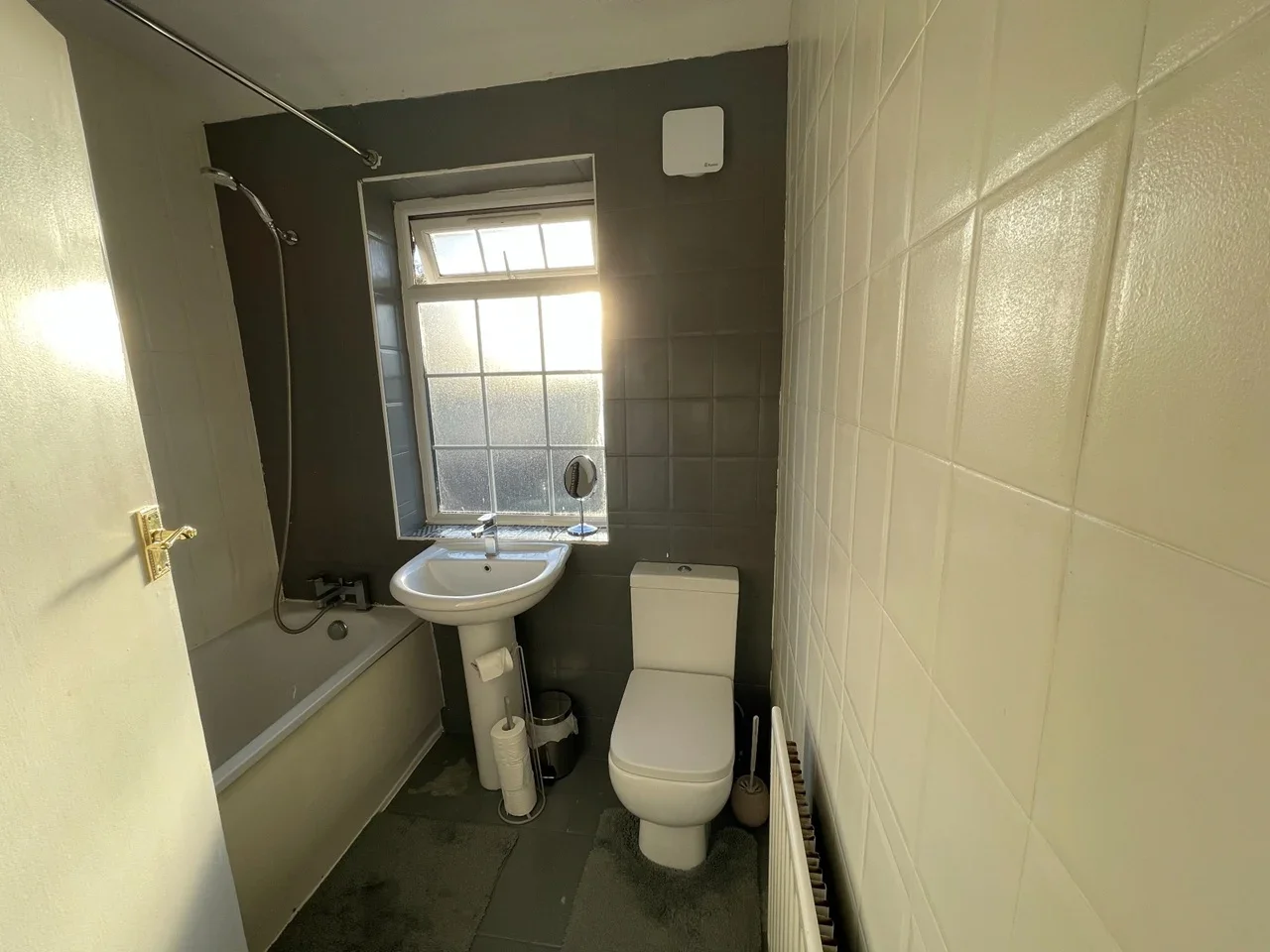 Room Lansbury Drive in Greater London
